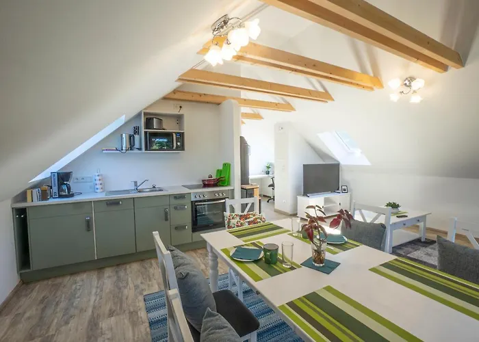 Hirtenhaus 28b Obergeschoss *